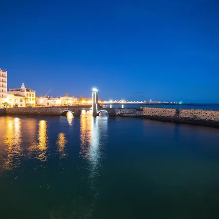 Отель Miramar Арресифе