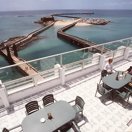 Miramar Отель Арресифе