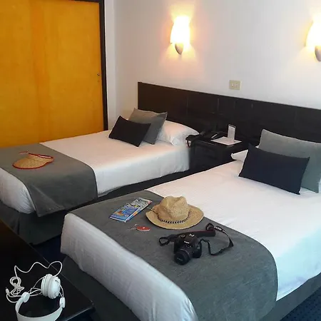 Miramar 3* Арресифе