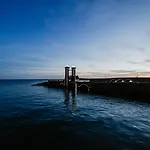 Miramar Hotel 3*