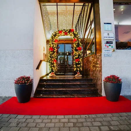 Miramar Hotel