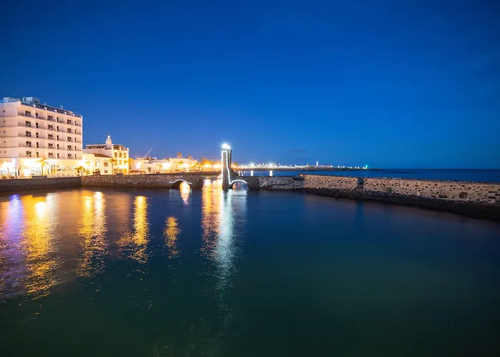 米拉玛酒店 酒店 阿雷西费